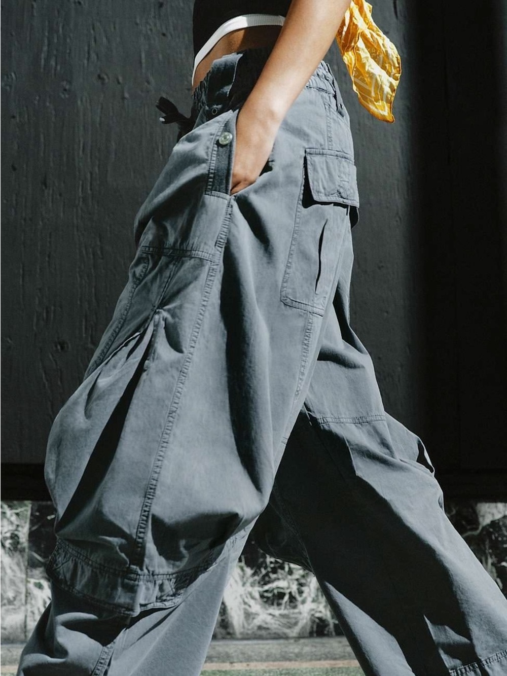 Free people- we the free Onset pull on Cargo pants - Picture 2 of 7